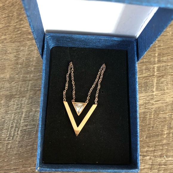 Rose gold necklace - Picture 3 of 3